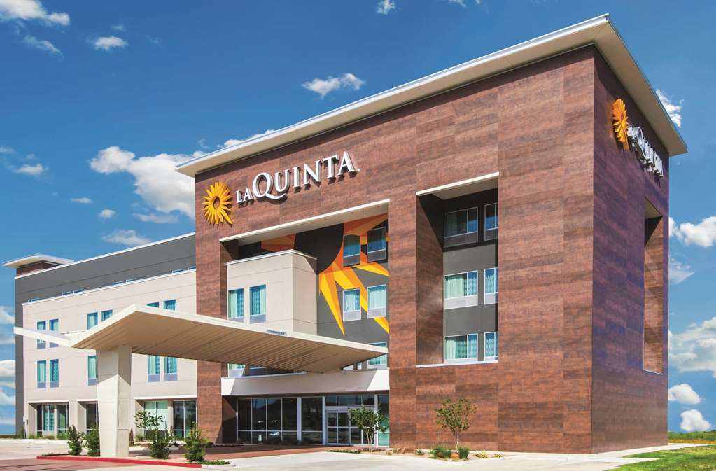 La Quinta Inn And Suites By Wyndham Houston Spring South Exterior foto